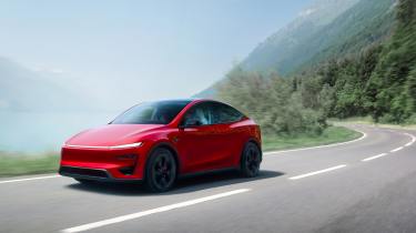 2025 Tesla Model Y Performance - driving