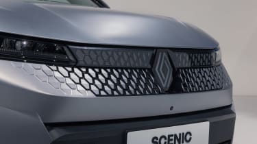 Renault Scenic - grille