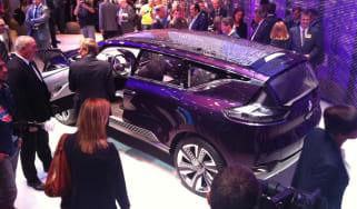 Renault Initiale Paris concept rear
