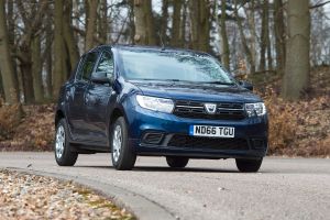 Dacia Sandero facelift - front cornering