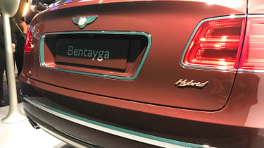 Bentley Bentayga PHEV - rear