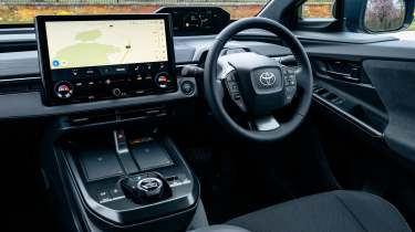 Toyota CH-R+ - cabin