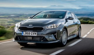 Kia Proceed - front