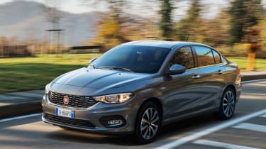 Fiat Tipo action