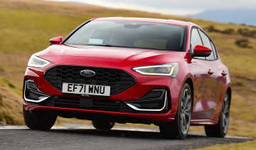 Ford Focus - front cornering