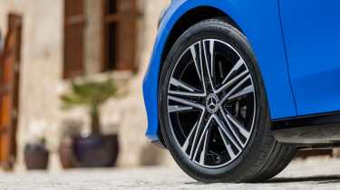 Mercedes CLA Shooting Brake - wheel