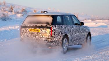 Facelifted Range Rover 2027 - rear