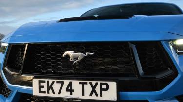 Ford Mustang GT - grille detail