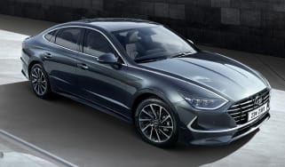 Hyundai Sonata - front