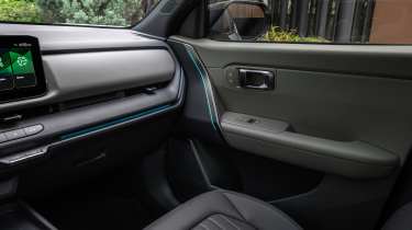 Kia Seltos - trim
