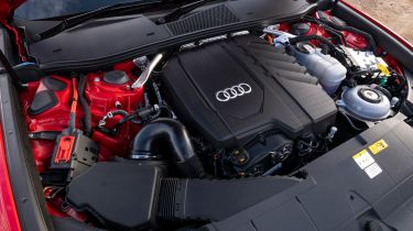 Audi A6 Avant - engine bay