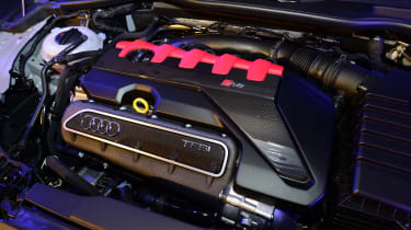 Audi TT RS 2016 - reveal engine