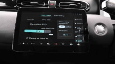 Leapmotor T03 - charging screen