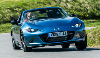 Mazda MX-5 RF Sport Black - front