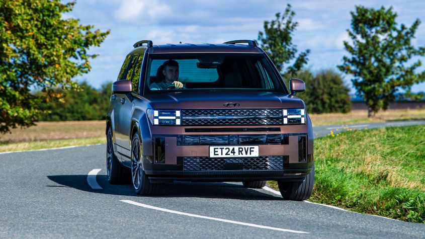 Car Deal of the Day: Save up to £6,000 on Hyundai Santa Fe family favourite