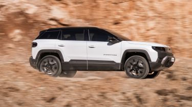 Jeep Compass 4xe - front angled