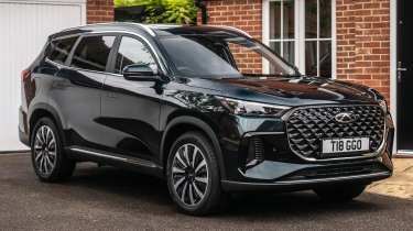 Chery Tiggo 8 - static front 3/4
