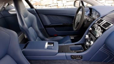 Aston Martin V8 Vantage S interior