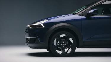 New Hyundai i20 - side