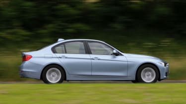 BMW 3 Series panning