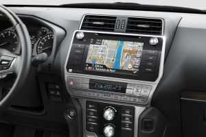 2018 Toyota Land Cruiser - infotainment