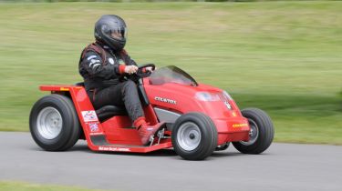 World&#039;s fastest lawnmower driven