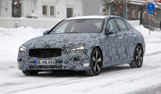 Mercedes C-Class - spyshot 1