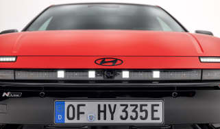 Hyundai Ioniq 3 - front light