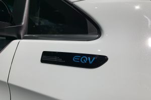 Mercedes EQV - badging