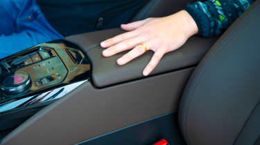 BMW 530e Touring long-term test - centre console