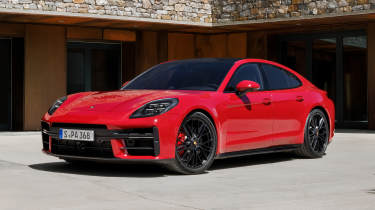 Porsche Panamera GTS - front static