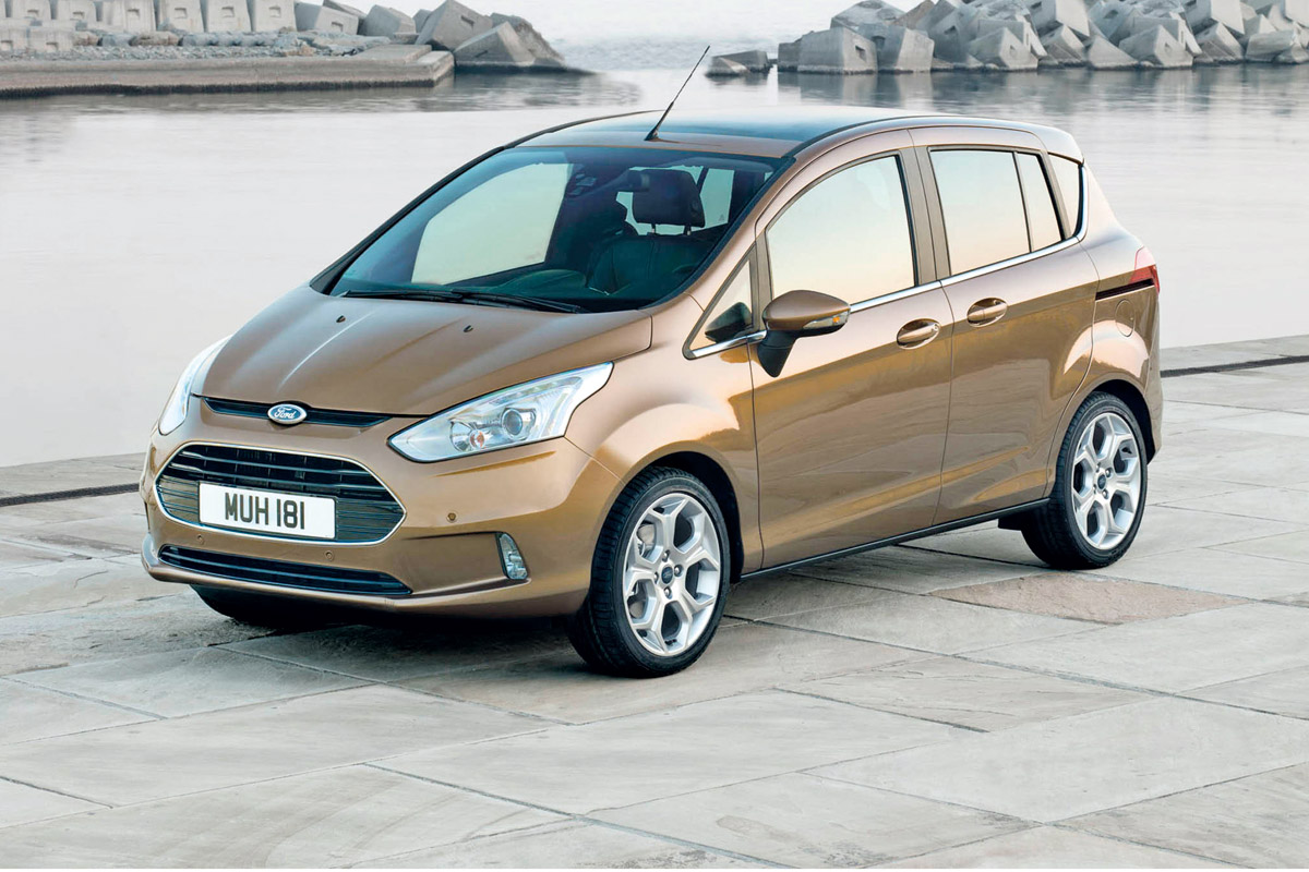 ford family cars list