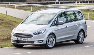 Ford Galaxy AWD - front