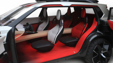 Nissan Xmotion Concept - interior red
