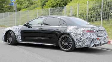 Mercedes-AMG S63 Facelift - rear angled
