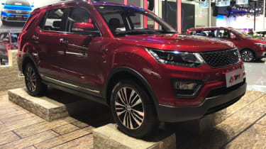 Chinese copycat cars - Changan CX70 T