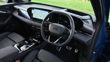 Audi Q6 e-tron - interior 