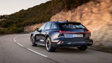 Audi A6 allroad Vorsprung - rear tracking