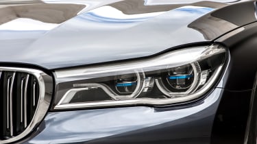 New BMW 7 Series 2015 light