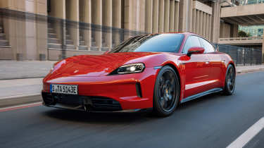 Porsche Taycan - front action
