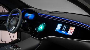 Mercedes MBUX and AI - interior