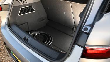 Renault Megane E-Tech - boot