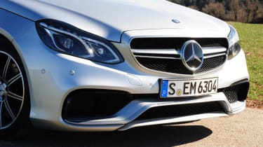 Mercedes E63 AMG grille
