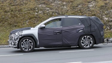 Hyundai Tucson facelift - spyshot 3
