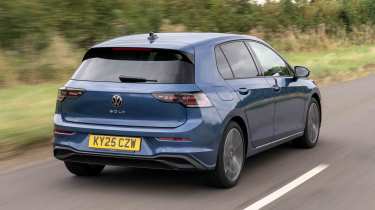 Volkswagen Golf - rear tracking