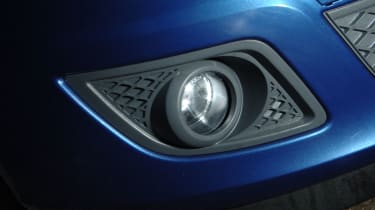 fog lights and when to use them auto express fog lights and when to use them auto