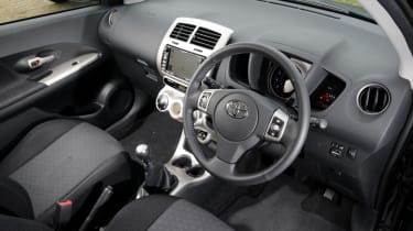 Toyota Urban Cruiser interior