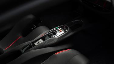 Ferrari CZ26 - centre console
