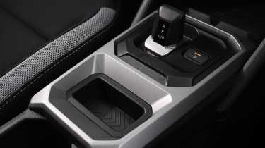 Dacia Duster Hybrid - centre console