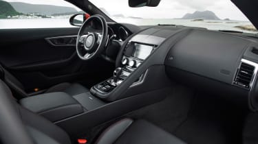 Jaguar F-Type 4-cyl review - interior